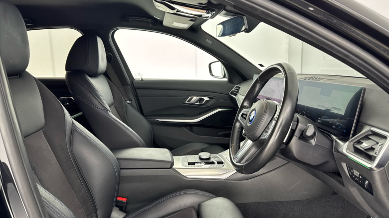 BMW 3 Series 330e M Sport 4dr Step Auto Saloon